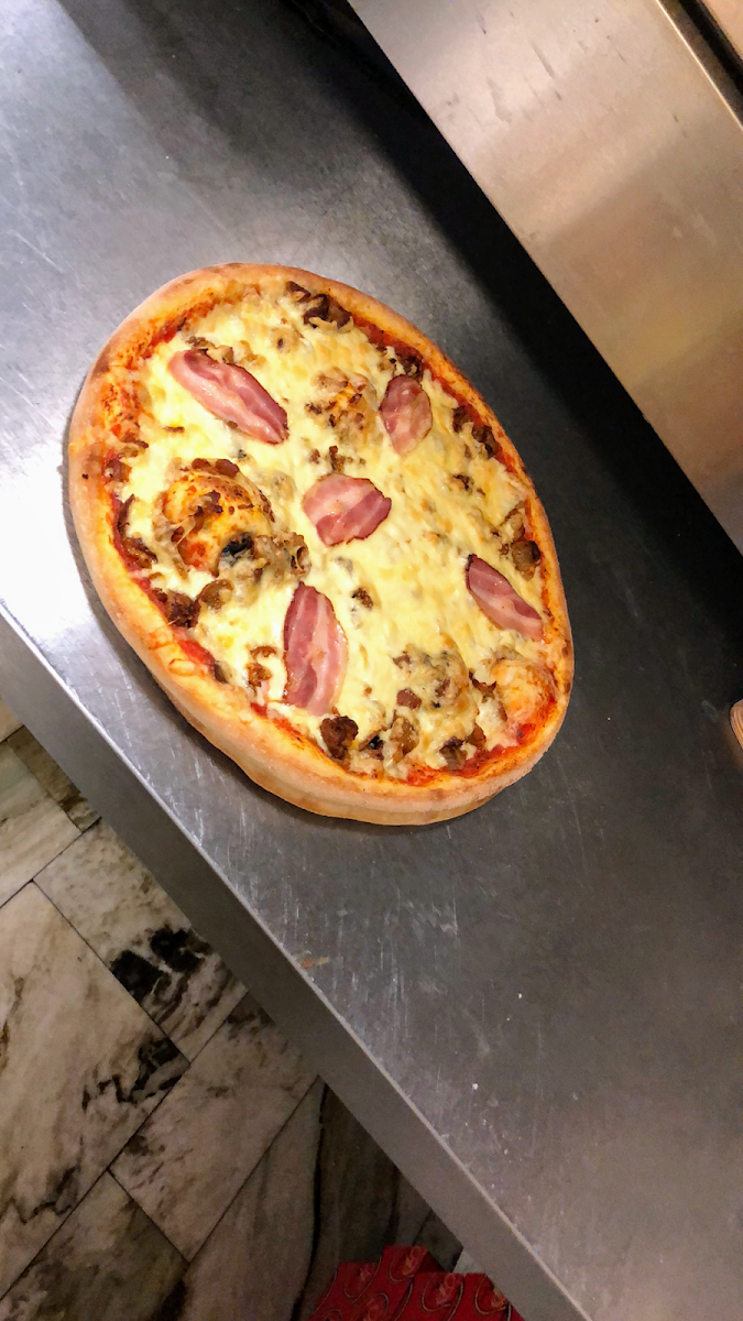 Pizzeria& Restaurang Montana-5